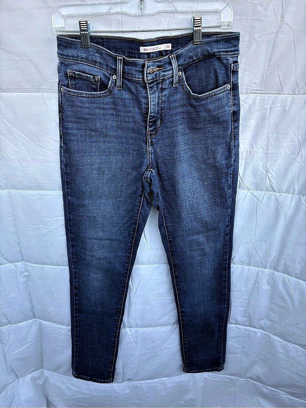 Levi's 311 Shaping Skinny Shaping Skinny Jeans Blue Waist 28, Good condition.